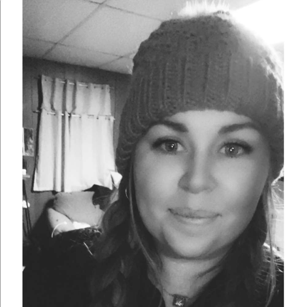 Meet your Posher, Becky